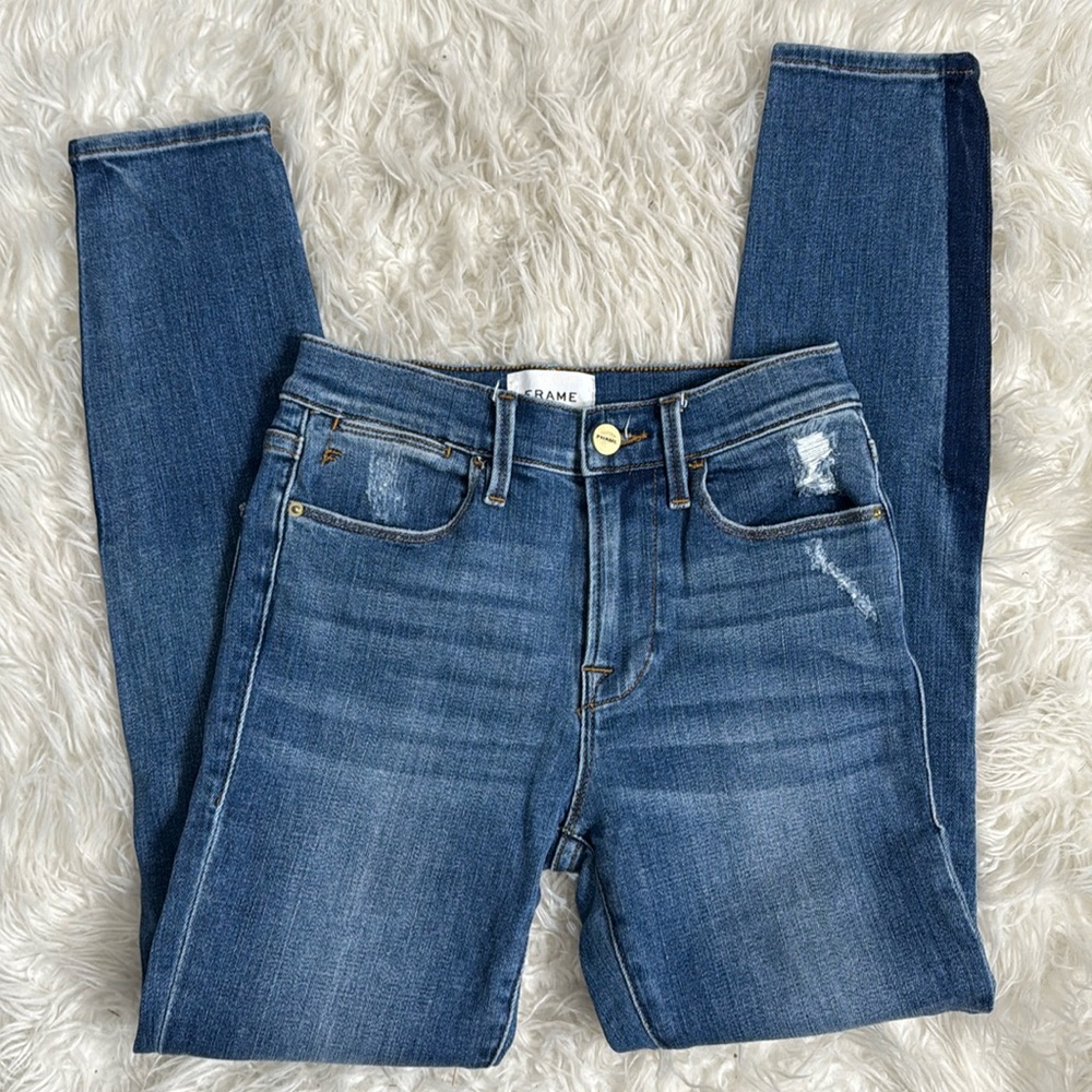 FRAME DENIM LE HIGH SKINNY DISTRESSED TWO TONE HEM JEANS IN JAZZ